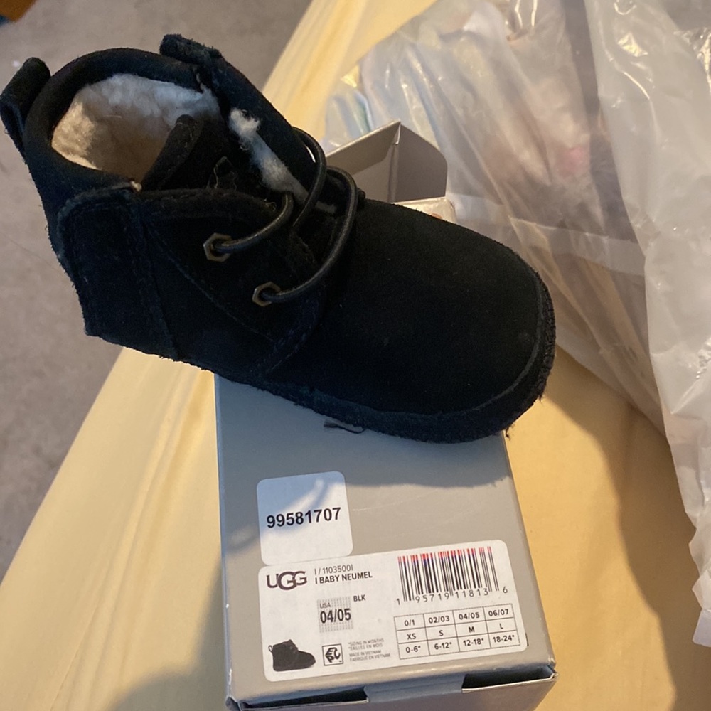 Infant shoes - Picture 4 of 6